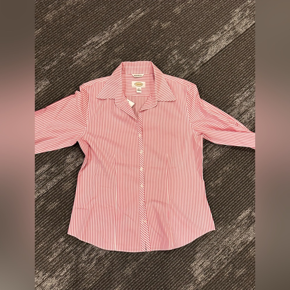Talbots, button down dress shirt, brand new size 8